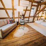 Le Couvent Apartment *