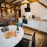 Le Couvent Apartment