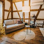 Le Couvent Apartment *