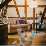 Le Couvent Apartment *